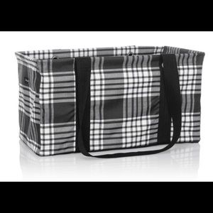 Thirty- One medium utility tote plaid